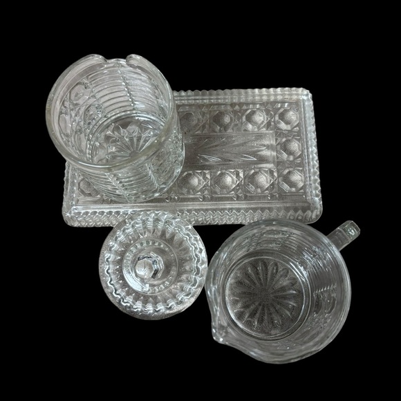 FEDERAL GLASS WINDSOR pressed glass cream and sugar on tray - Picture 5 of 8